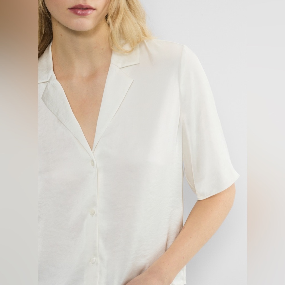 Aritzia Wilfred Beso Satin Shirt